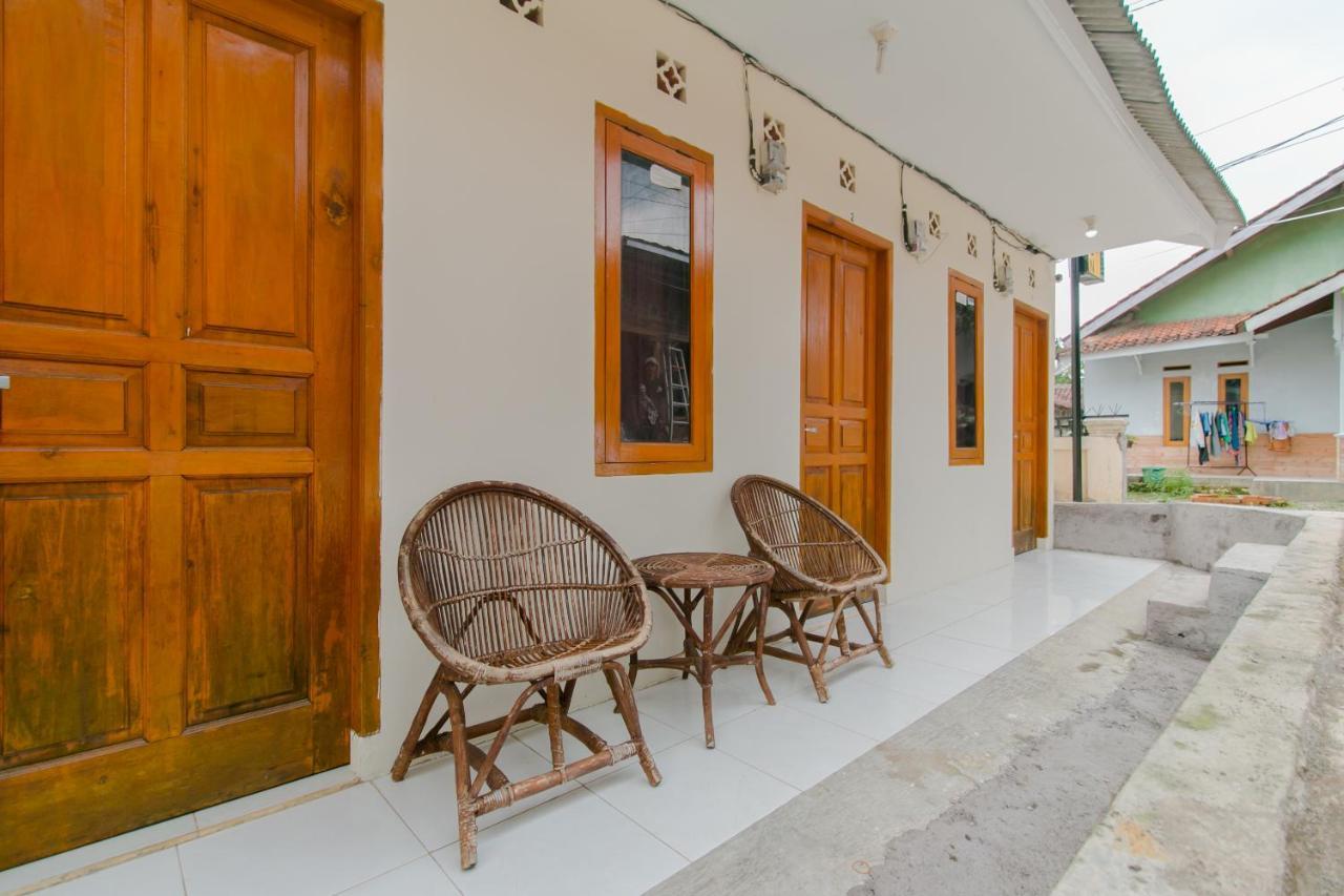 Ayu Homestay Syariah Sukabumi Exterior foto