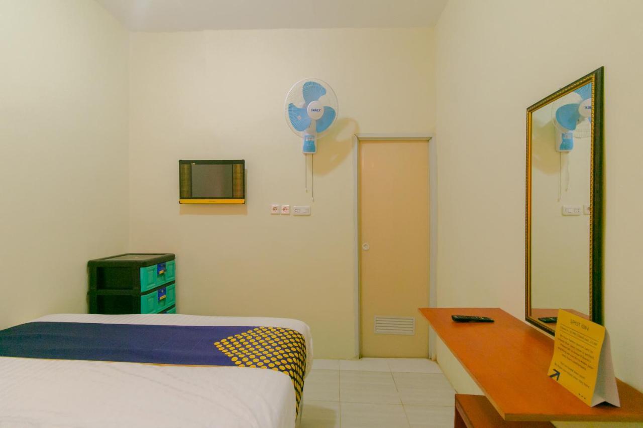 Ayu Homestay Syariah Sukabumi Exterior foto